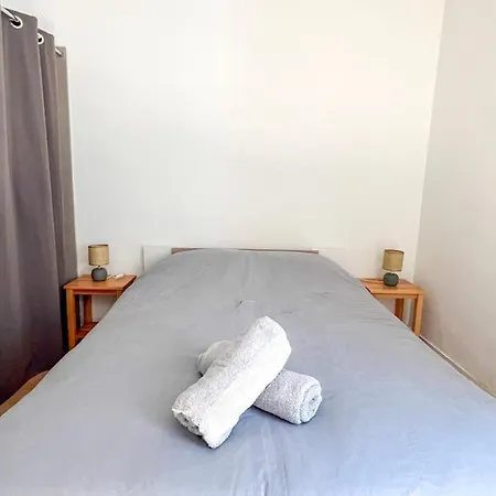 Le Guist'hau - T2 Proche Hyper Centre Apartment